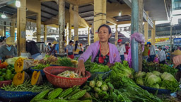 We are asked to buy some food to cook for lunch.  I was not daring - I stuck with vegetables I recognized.