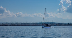 We arrive at Preveza to a forest of sailboats!