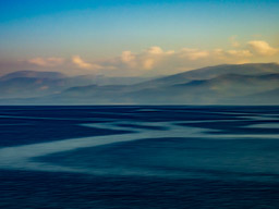 Straight photo but appears to be impressionist.